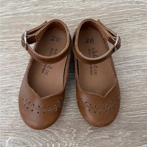 Classic Brown Mary Jane Dress Shoes for Kids with Ankle Strap